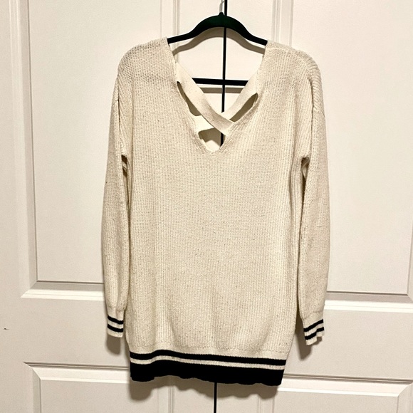 BP Nordstrom Double V White Knit Oversized Sweater Size Small - Picture 2 of 7